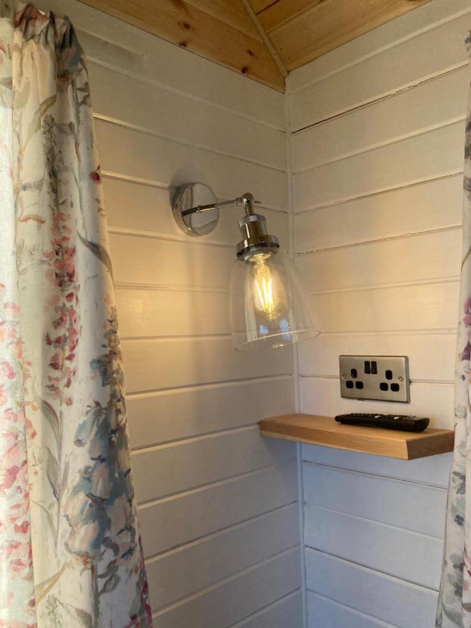 The Cedar Tiny House Villa Coldingham Buitenkant foto